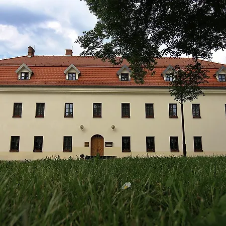 Zámek Havířov-2