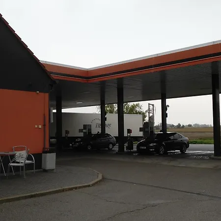 Bed & Parking Eurobit-2