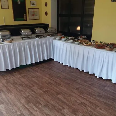 Restaurace-Penzion U Pilota-3