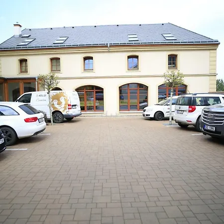Hotel Lev-2