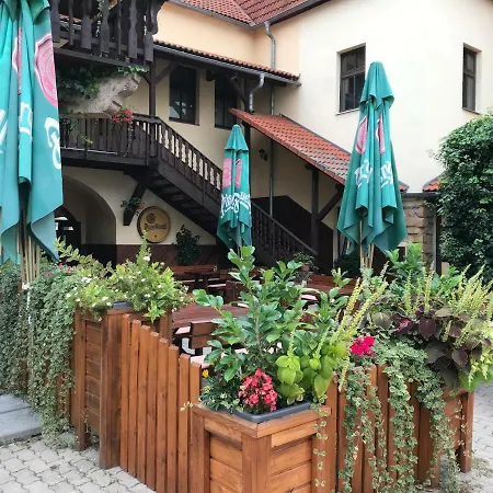 Hotel U Dvou medvídků-3