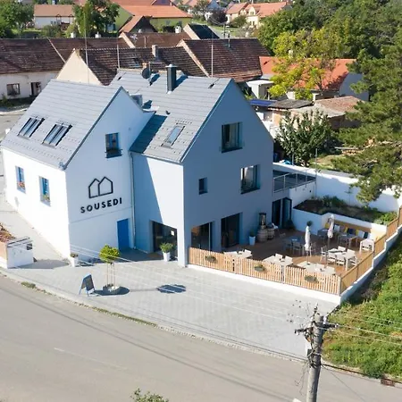 Sousedi Pavlov-3