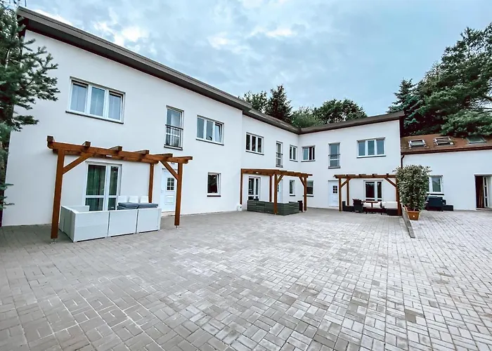 Chaty A Apartmany Hracholusky Kemp Kosatka Pnovany, Tschechische Republik