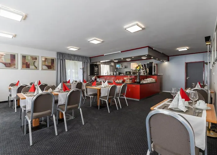 Active&Wellness Hotel Subterra Ostrov , Tschechische Republik