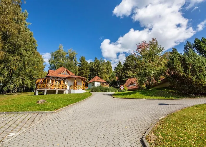 Hotel Na Jezeře