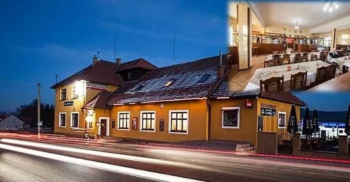 Restaurace U Komina