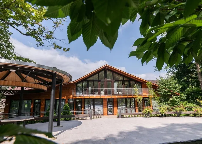 Resort Cattaleya