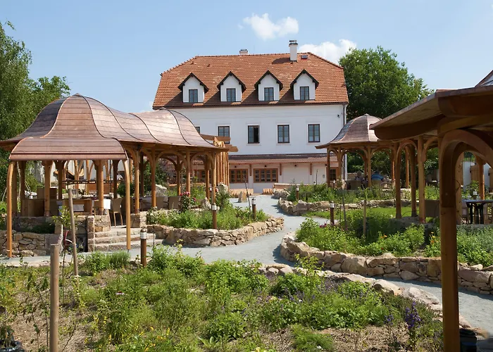 Babiččina Zahrada &Restaurant
