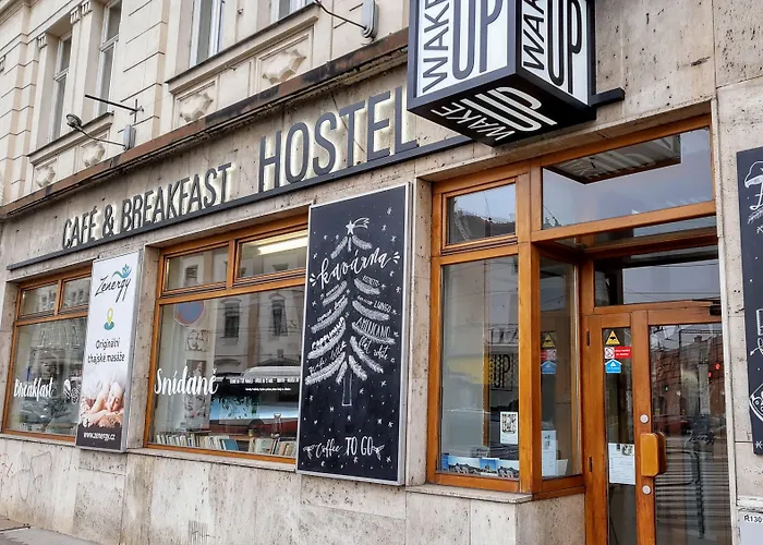 Wake Up Wellness Hostel By Goodnite Cz