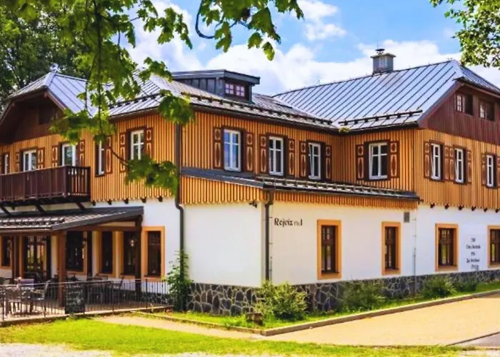 REJVÍZ 1 Hotel&Spa