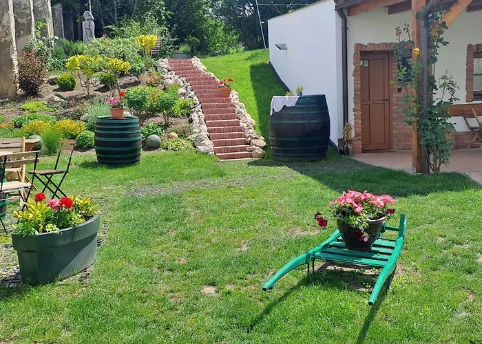 Comenius Moravus Vinařský Dvůr