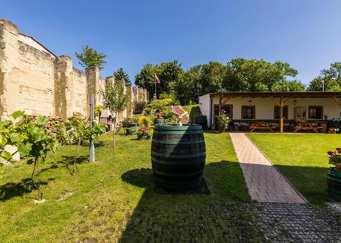 Comenius Moravus Vinařský Dvůr