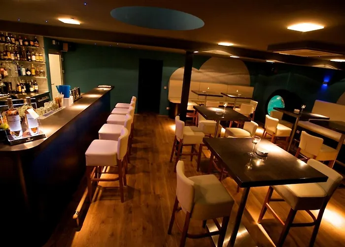 Restaurant & Design Hotel Noem Arch
