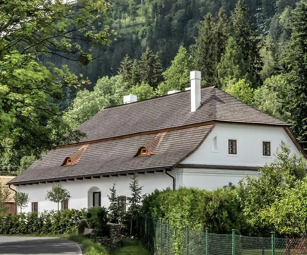 Boutique hotel Mezi plutky