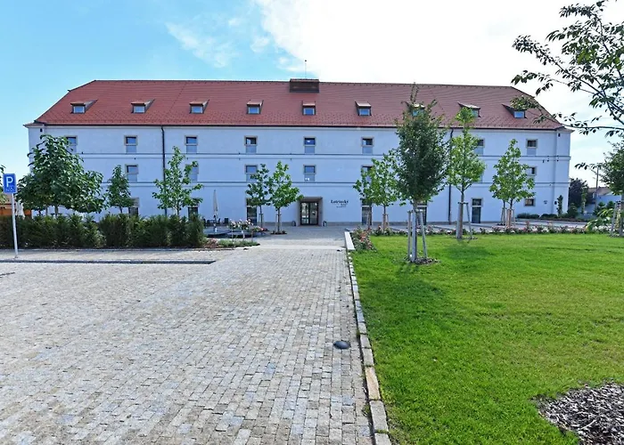 Lotrinský hotel Velké Pavlovice, Česká republika