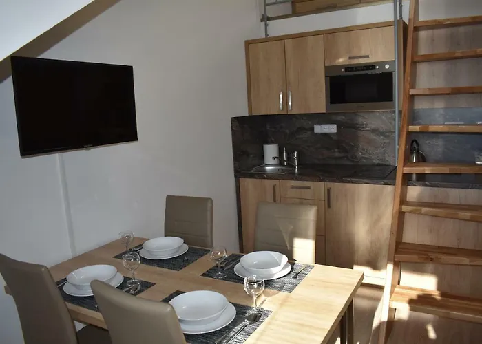 Apartma Fara