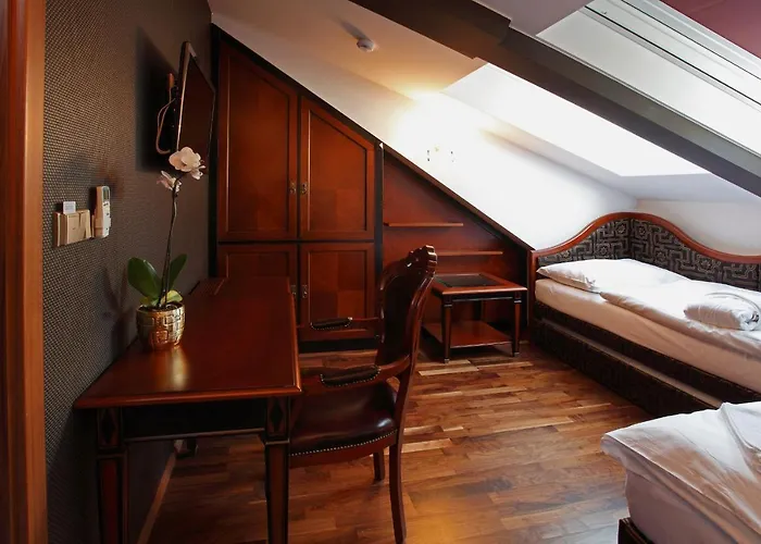Lux Hotel Onyx